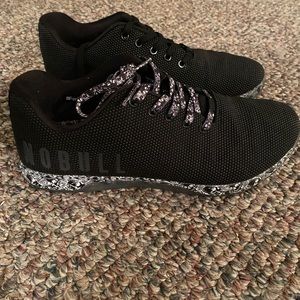 Nobull trainers sz 12
